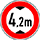 bildliche Darstellung des Verkehrszeichens Verbot für Fahrzeuge über angegebene tatsächliche Höhe 4,20 Meter